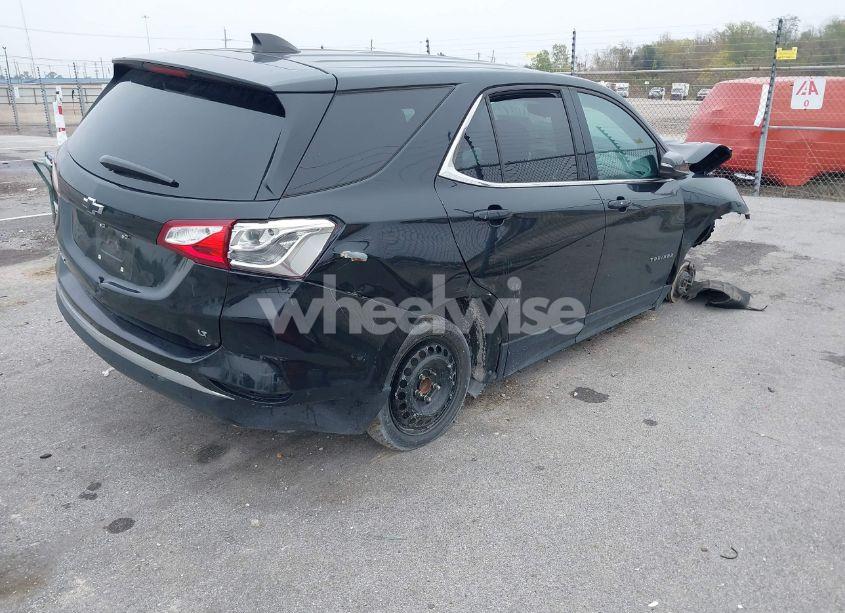 Photo 4 of 2020 Chevrolet Equinox FWD LT 1.5L TURBO (VIN 3GNAXKEV7LL175599)