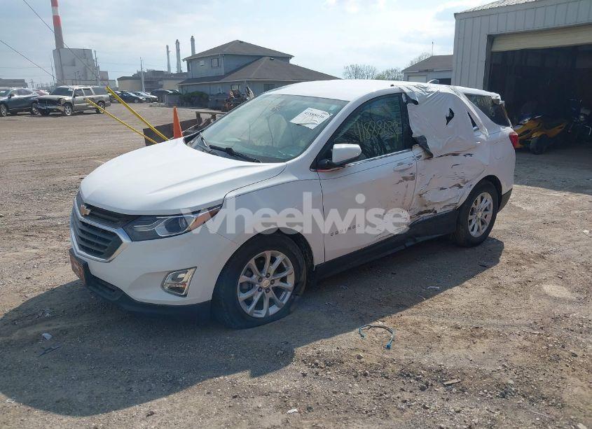 Photo 2 of 2020 Chevrolet Equinox FWD LT 1.5L TURBO (VIN 3GNAXKEV7LL262385)