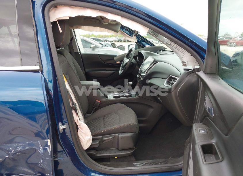 Photo 5 of 2020 Chevrolet Equinox FWD LT 1.5L TURBO (VIN 3GNAXKEV7LL263875)