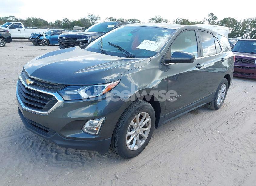 Photo 2 of 2021 Chevrolet Equinox FWD LT (VIN 3GNAXKEV7ML313675)
