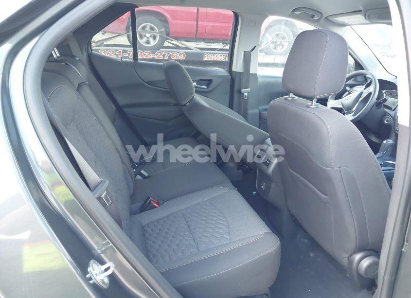 Photo 8 of 2021 Chevrolet Equinox FWD LT (VIN 3GNAXKEV7ML313675)