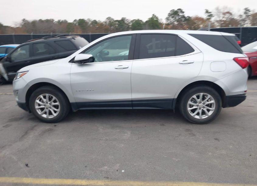 Photo 14 of 2021 Chevrolet Equinox FWD LT (VIN 3GNAXKEV7MS109707)