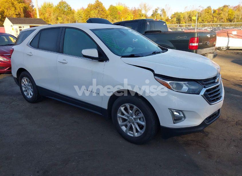2021 Chevrolet Equinox FWD LT (VIN 3GNAXKEV7MS110257) main photo