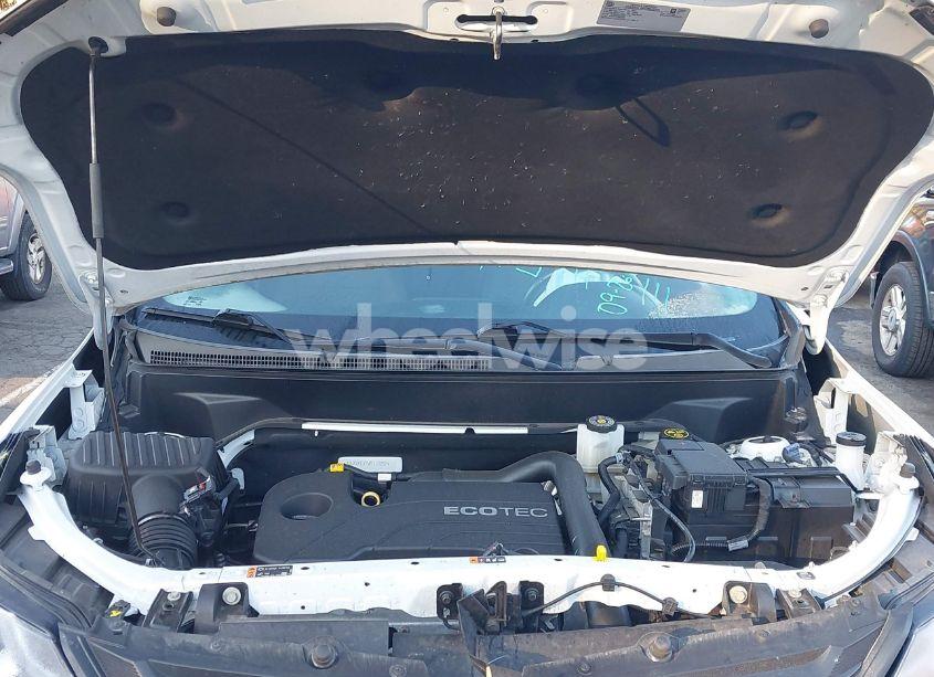 Photo 10 of 2021 Chevrolet Equinox FWD LT (VIN 3GNAXKEV7MS110257)