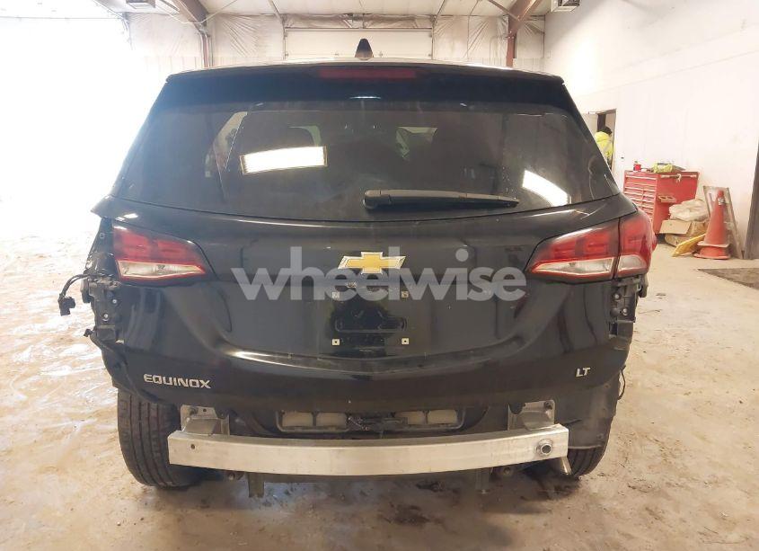 Photo 16 of 2022 Chevrolet Equinox FWD LT (VIN 3GNAXKEV7NL105538)