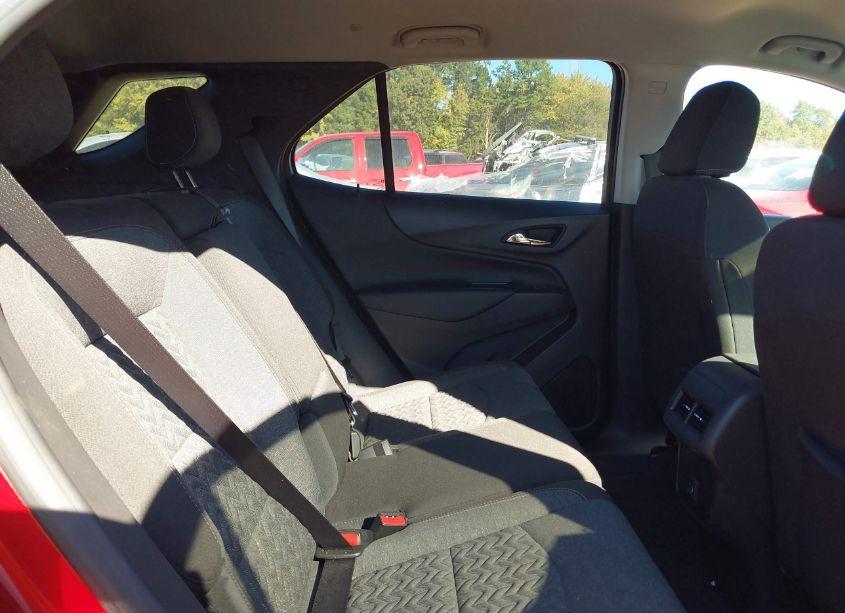 Photo 8 of 2022 Chevrolet Equinox FWD LT (VIN 3GNAXKEV7NL203596)