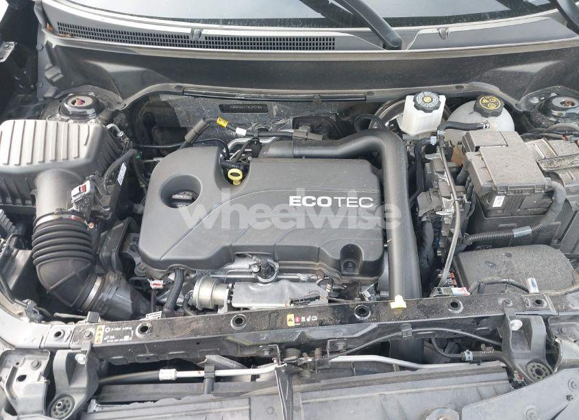 Photo 10 of 2022 Chevrolet Equinox FWD LT (VIN 3GNAXKEV7NL240700)