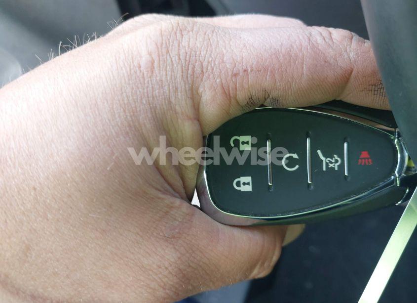 Photo 11 of 2022 Chevrolet Equinox FWD LT (VIN 3GNAXKEV7NL240700)