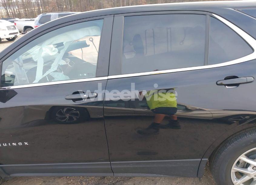 Photo 14 of 2022 Chevrolet Equinox FWD LT (VIN 3GNAXKEV7NL240700)