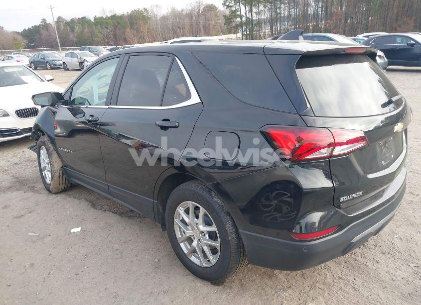 Photo 3 of 2022 Chevrolet Equinox FWD LT (VIN 3GNAXKEV7NL240700)