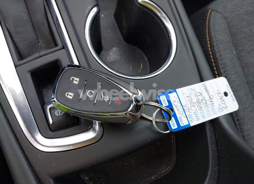 Photo 11 of 2022 Chevrolet Equinox FWD LT (VIN 3GNAXKEV7NL242902)