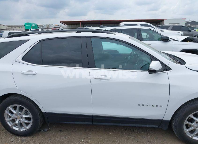 Photo 14 of 2022 Chevrolet Equinox FWD LT (VIN 3GNAXKEV7NL242902)