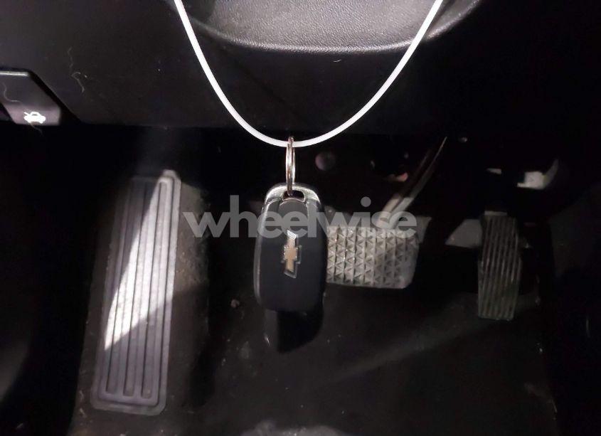 Photo 11 of 2019 Chevrolet Equinox LT (VIN 3GNAXKEV8KS563512)