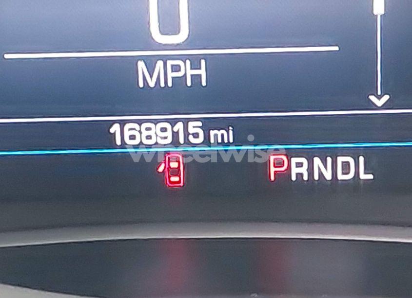 Photo 15 of 2019 Chevrolet Equinox LT (VIN 3GNAXKEV8KS563512)