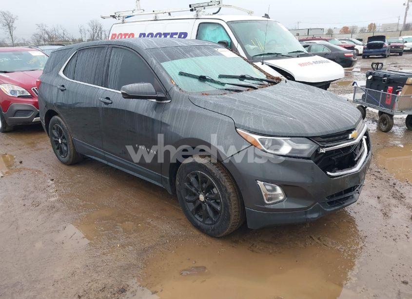 2019 Chevrolet Equinox LT (VIN 3GNAXKEV8KS568483) main photo