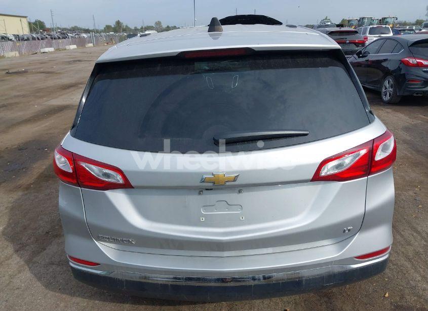 Photo 16 of 2019 Chevrolet Equinox LT (VIN 3GNAXKEV8KS572808)