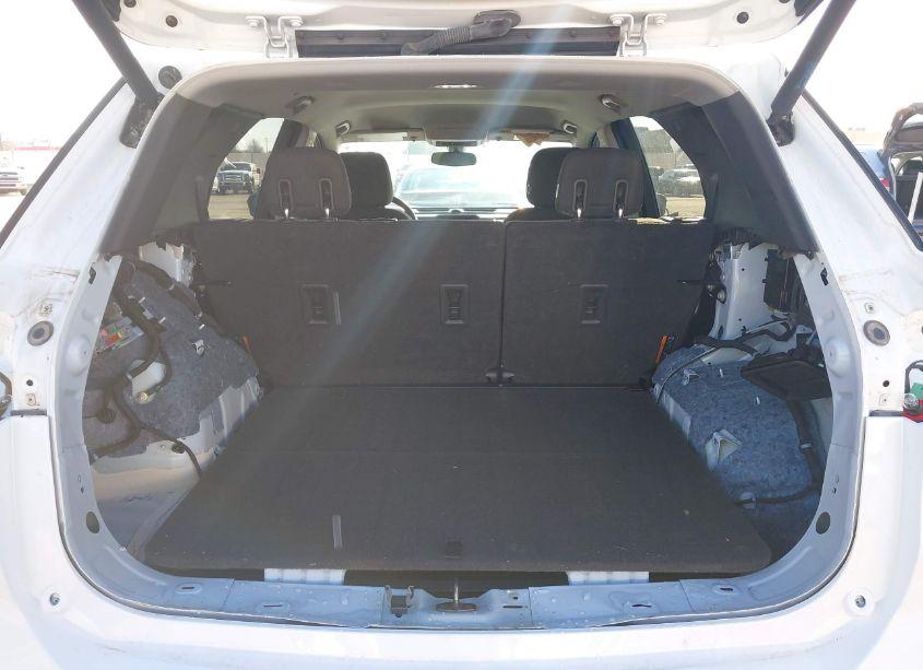 Photo 17 of 2019 Chevrolet Equinox LT (VIN 3GNAXKEV8KS638094)