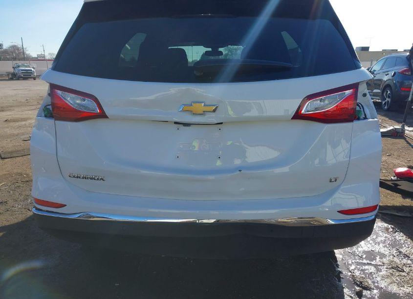 Photo 6 of 2019 Chevrolet Equinox LT (VIN 3GNAXKEV8KS638094)