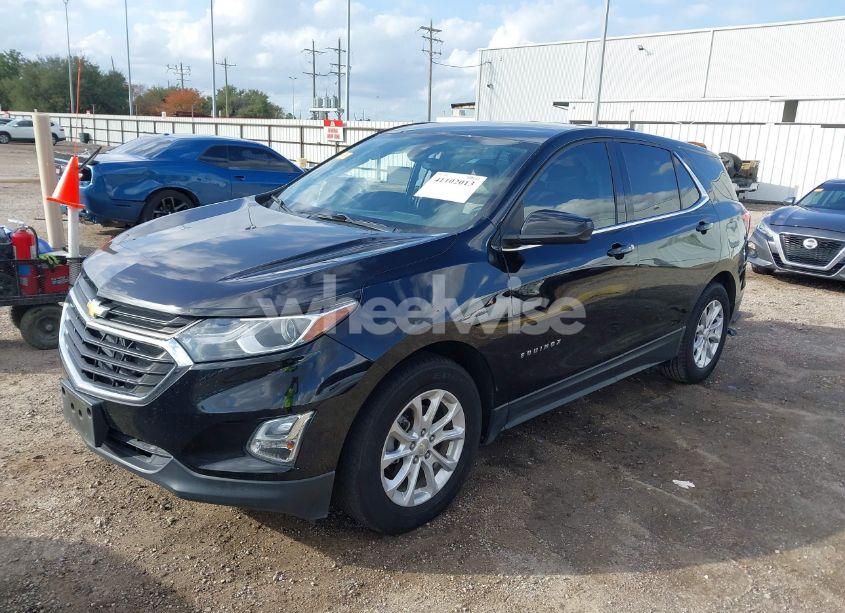 Photo 2 of 2020 Chevrolet Equinox FWD LT 1.5L TURBO (VIN 3GNAXKEV8LL130686)