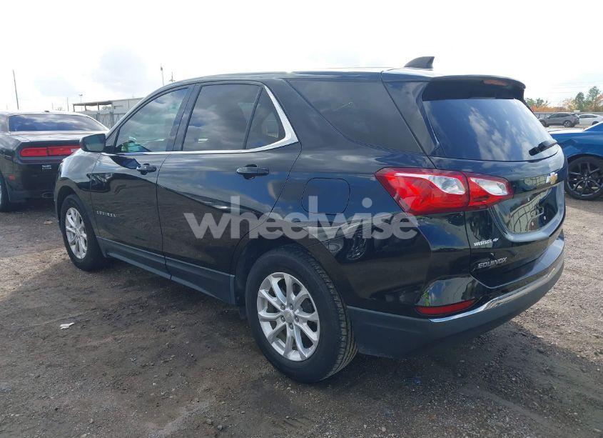 Photo 3 of 2020 Chevrolet Equinox FWD LT 1.5L TURBO (VIN 3GNAXKEV8LL130686)