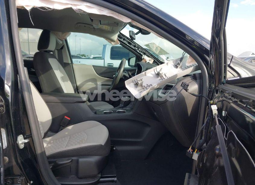 Photo 5 of 2020 Chevrolet Equinox FWD LT 1.5L TURBO (VIN 3GNAXKEV8LL130686)