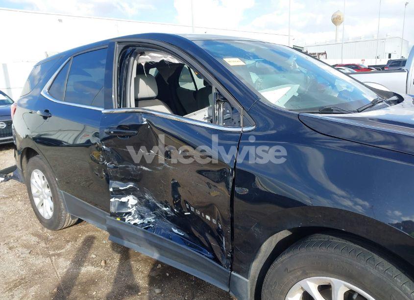 Photo 6 of 2020 Chevrolet Equinox FWD LT 1.5L TURBO (VIN 3GNAXKEV8LL130686)