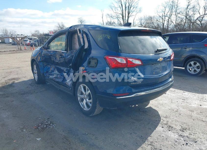 Photo 3 of 2020 Chevrolet Equinox FWD LT 1.5L TURBO (VIN 3GNAXKEV8LL239634)
