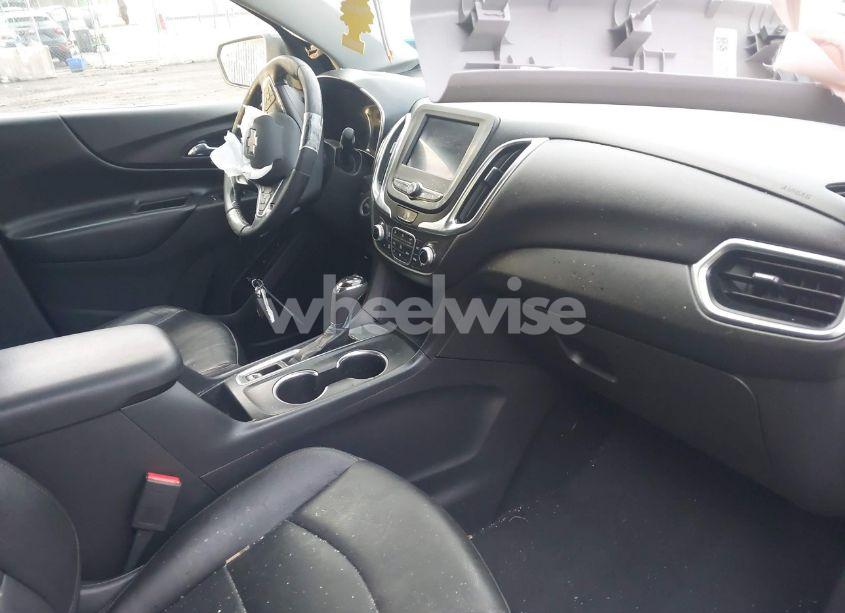 Photo 5 of 2020 Chevrolet Equinox FWD LT 1.5L TURBO (VIN 3GNAXKEV8LL253968)