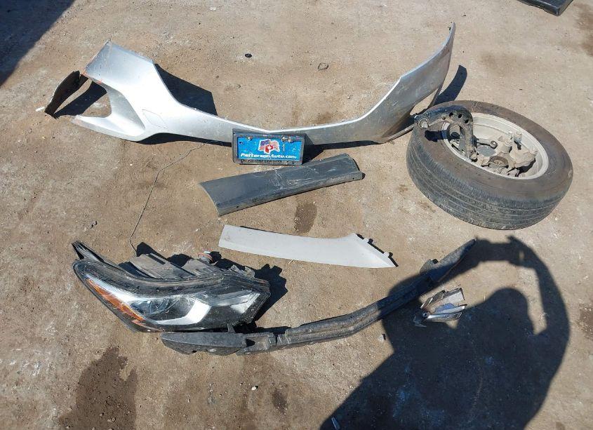 Photo 12 of 2020 Chevrolet Equinox FWD LT 1.5L TURBO (VIN 3GNAXKEV8LS503165)