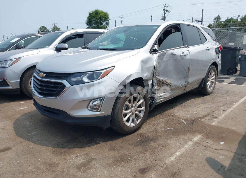 Photo 2 of 2020 Chevrolet Equinox FWD LT 1.5L TURBO (VIN 3GNAXKEV8LS608403)