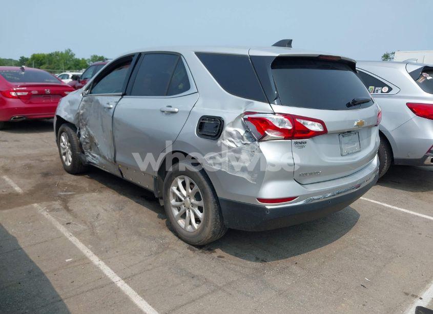 Photo 3 of 2020 Chevrolet Equinox FWD LT 1.5L TURBO (VIN 3GNAXKEV8LS608403)