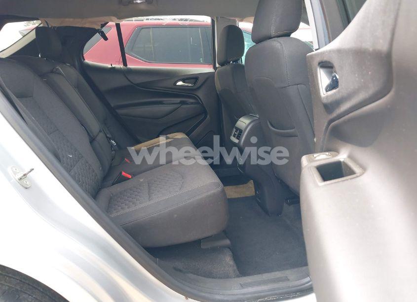 Photo 8 of 2020 Chevrolet Equinox FWD LT 1.5L TURBO (VIN 3GNAXKEV8LS608403)