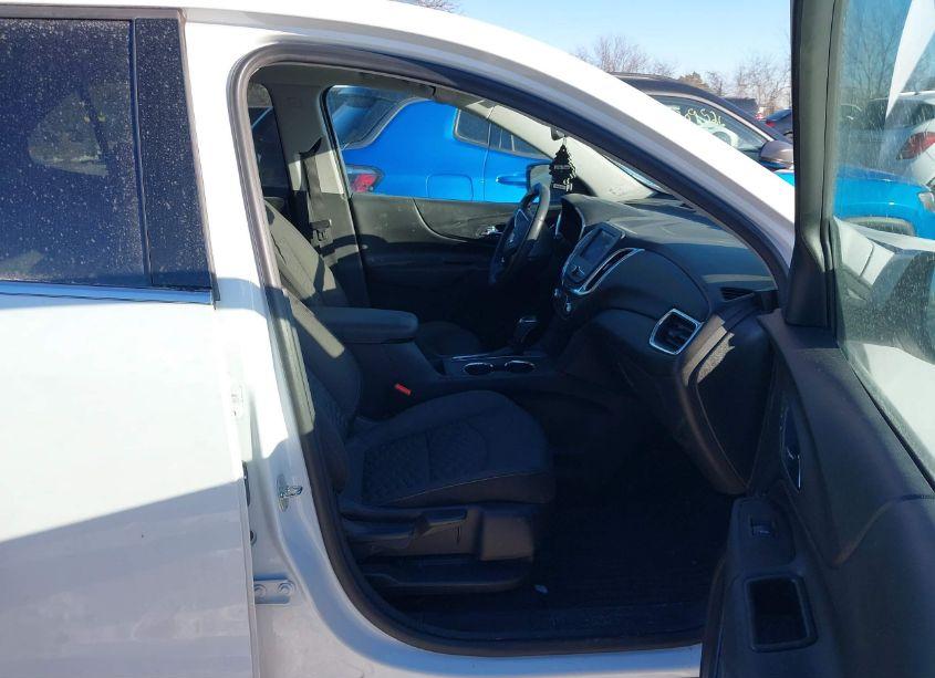 Photo 5 of 2020 Chevrolet Equinox FWD LT 1.5L TURBO (VIN 3GNAXKEV8LS609938)