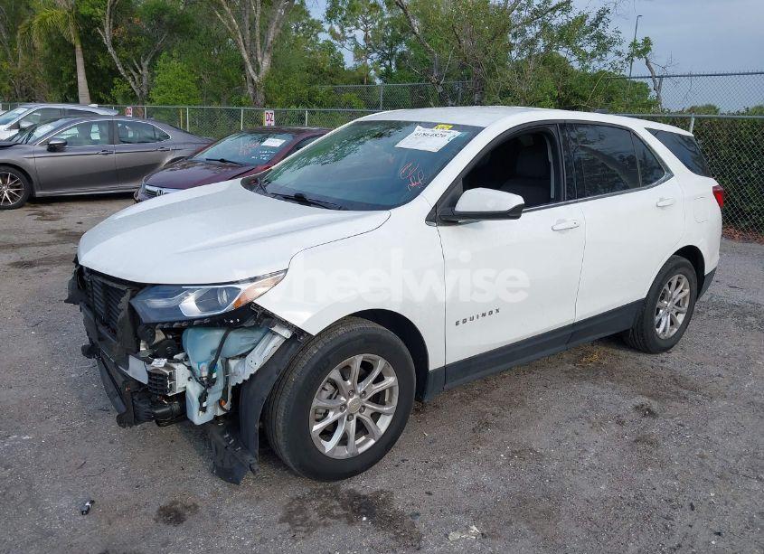 Photo 2 of 2020 Chevrolet Equinox FWD LT 1.5L TURBO (VIN 3GNAXKEV8LS709926)