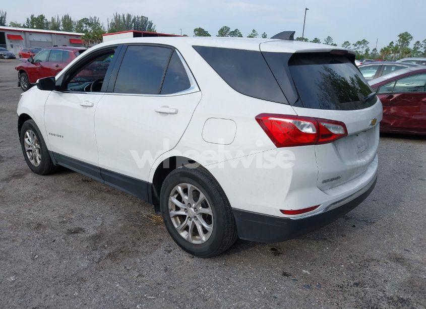 Photo 3 of 2020 Chevrolet Equinox FWD LT 1.5L TURBO (VIN 3GNAXKEV8LS709926)