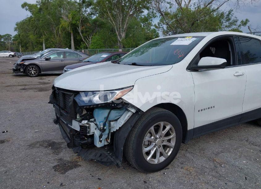 Photo 6 of 2020 Chevrolet Equinox FWD LT 1.5L TURBO (VIN 3GNAXKEV8LS709926)