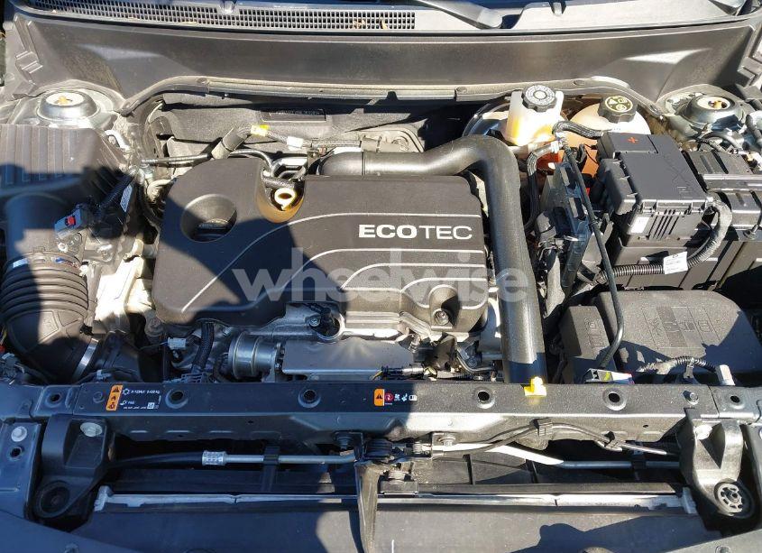 Photo 10 of 2021 Chevrolet Equinox FWD LT (VIN 3GNAXKEV8ML360200)