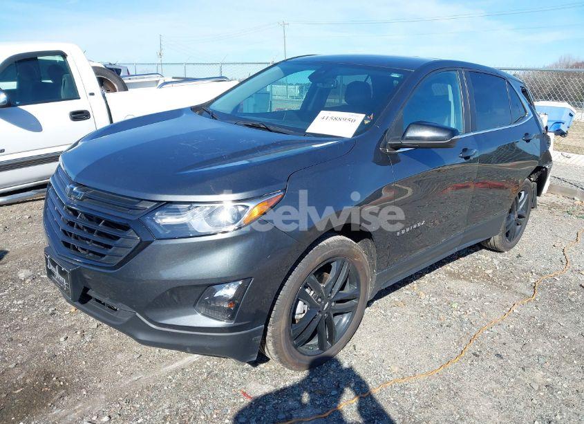 Photo 2 of 2021 Chevrolet Equinox FWD LT (VIN 3GNAXKEV8ML360200)