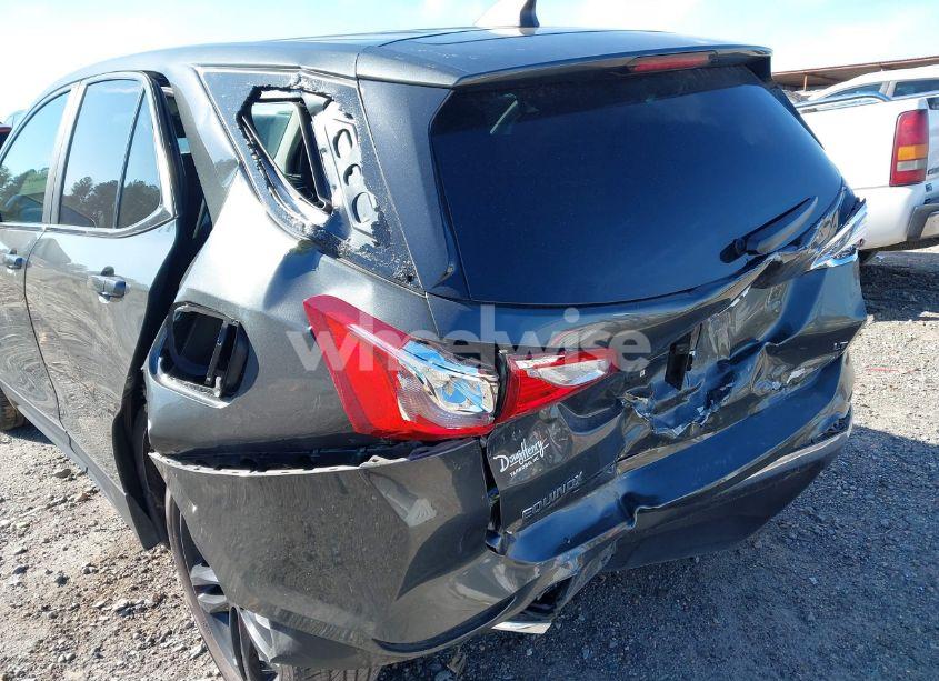 Photo 6 of 2021 Chevrolet Equinox FWD LT (VIN 3GNAXKEV8ML360200)