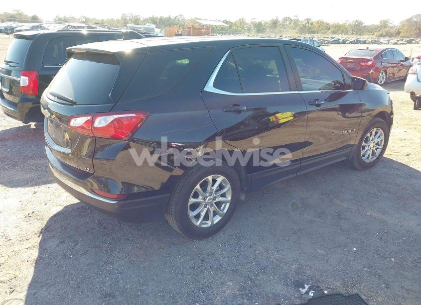 Photo 4 of 2021 Chevrolet Equinox FWD LT (VIN 3GNAXKEV8ML382844)