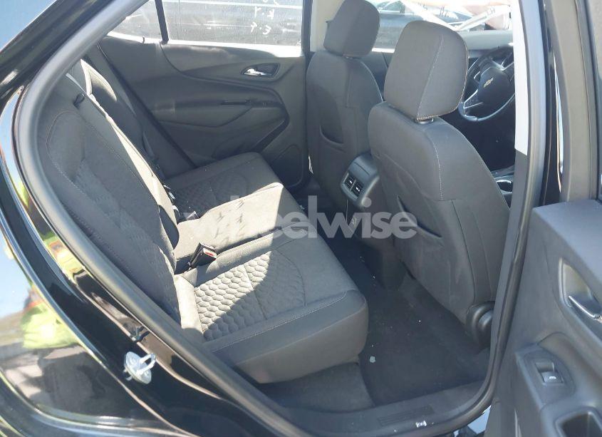 Photo 8 of 2021 Chevrolet Equinox FWD LT (VIN 3GNAXKEV8ML382844)