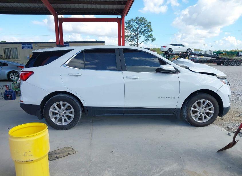 Photo 14 of 2021 Chevrolet Equinox FWD LT (VIN 3GNAXKEV8MS142649)