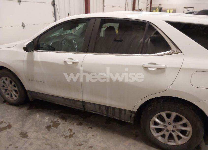 Photo 15 of 2021 Chevrolet Equinox (VIN 3GNAXKEV8MS168538)
