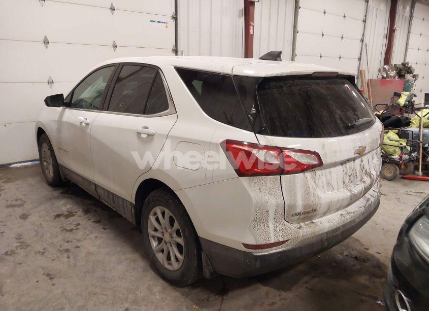 Photo 3 of 2021 Chevrolet Equinox (VIN 3GNAXKEV8MS168538)