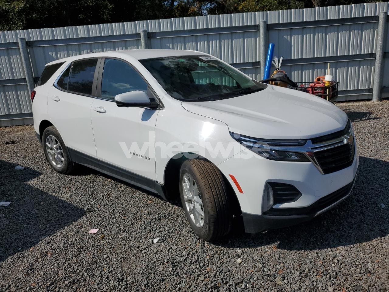 Photo 4 of 2022 CHEVROLET EQUINOX LT (VIN 3GNAXKEV8NL103944)