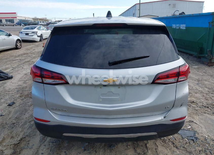 Photo 16 of 2022 Chevrolet Equinox FWD LT (VIN 3GNAXKEV8NL146079)