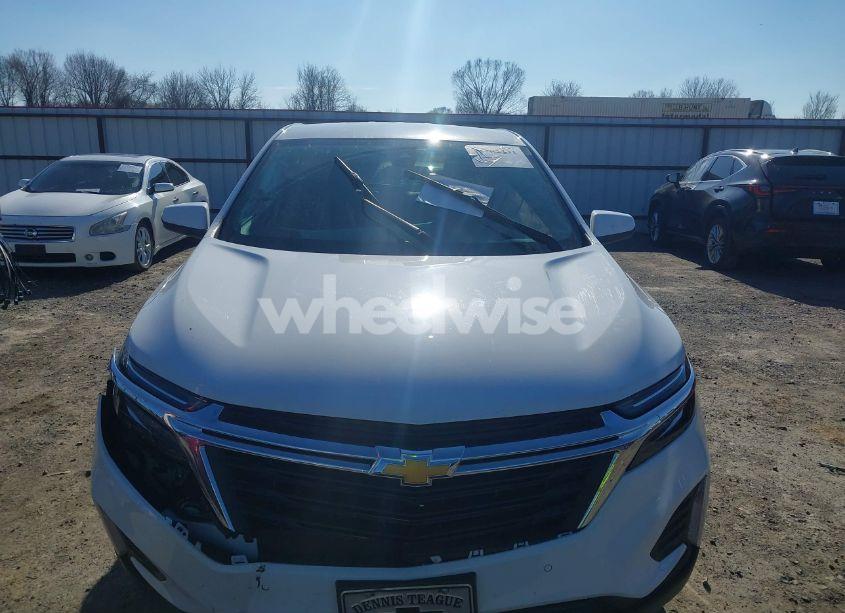 Photo 12 of 2022 Chevrolet Equinox FWD LT (VIN 3GNAXKEV8NL163044)