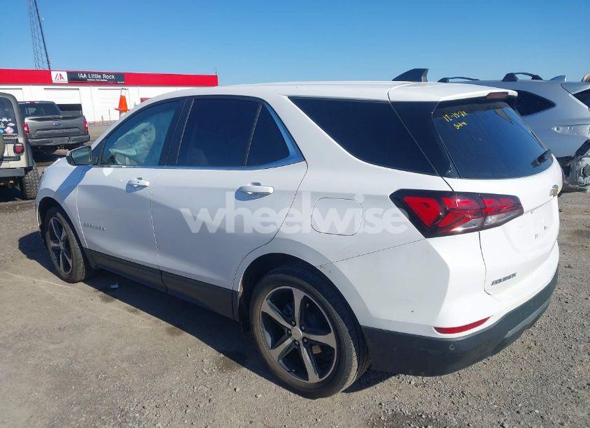 Photo 14 of 2022 Chevrolet Equinox FWD LT (VIN 3GNAXKEV8NL163044)