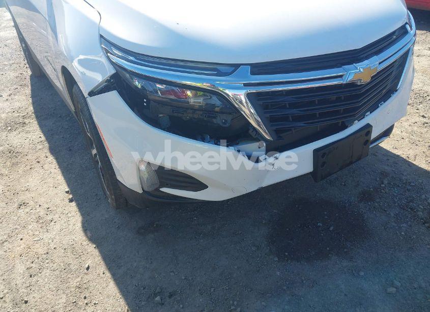 Photo 6 of 2022 Chevrolet Equinox FWD LT (VIN 3GNAXKEV8NL163044)