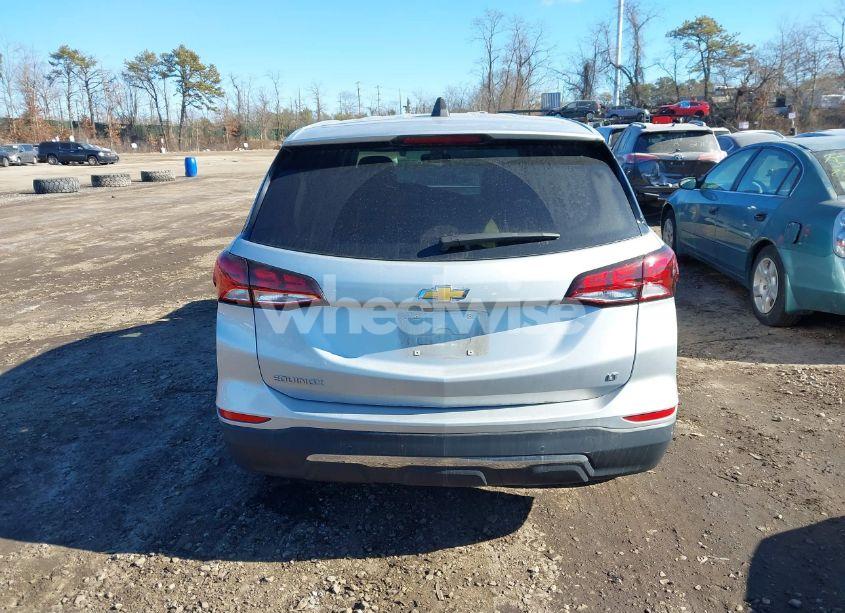 Photo 16 of 2022 Chevrolet Equinox FWD LT (VIN 3GNAXKEV8NL180586)